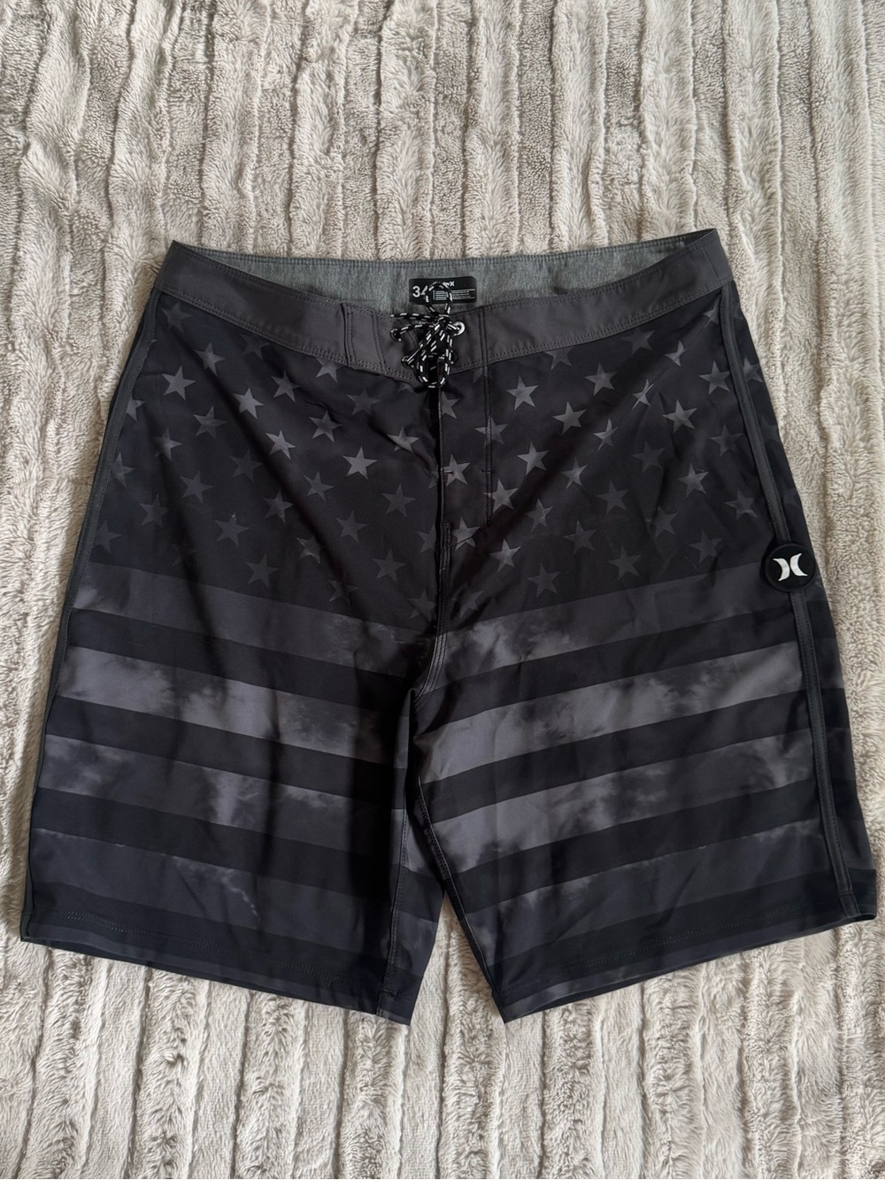 Hurley Men’s Black Star & Stripe Swim Board Shorts
